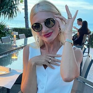 New Limited Blumarine Women Round Sunglasses SBM-109S-300G Black Gold Mirrored